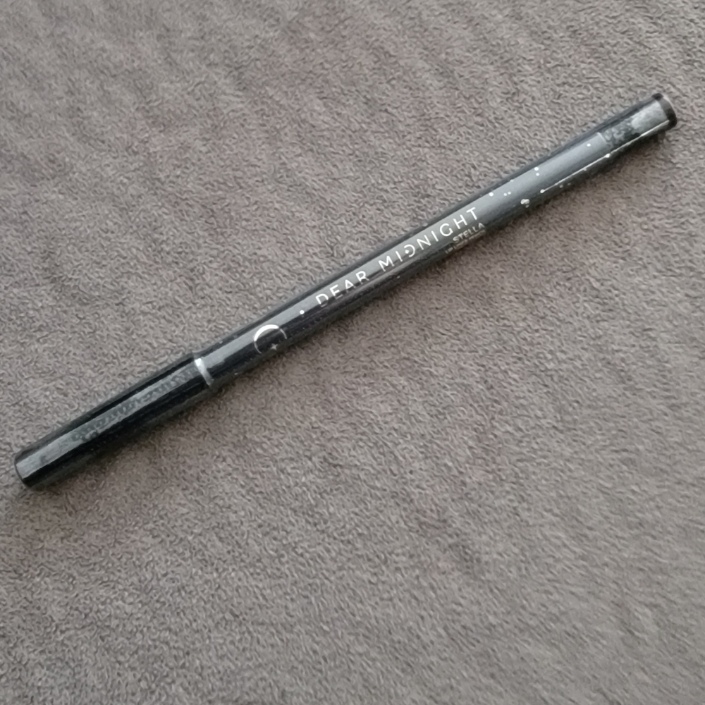 Dear Midnight Atelier Lip liner in Stella